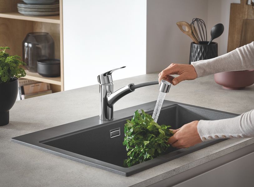 Змішувач для кухні з висувним виливом Grohe Eurosmart New (30305001) 30305001 фото